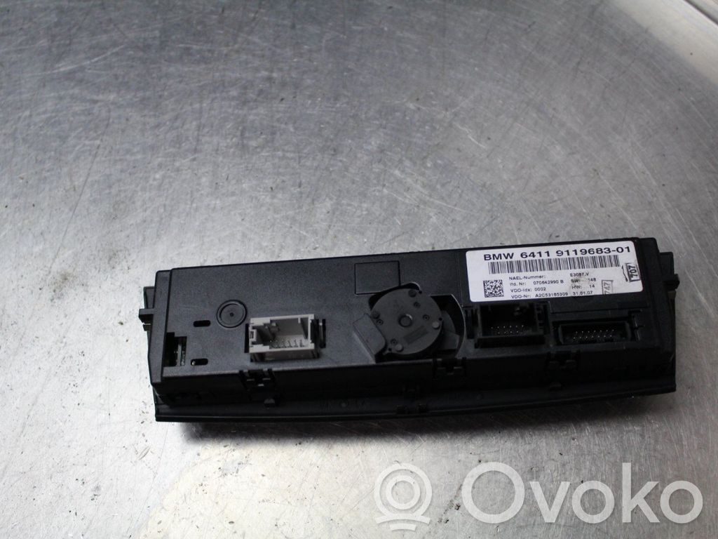 BMW 1 E81 E87 Climate control unit 