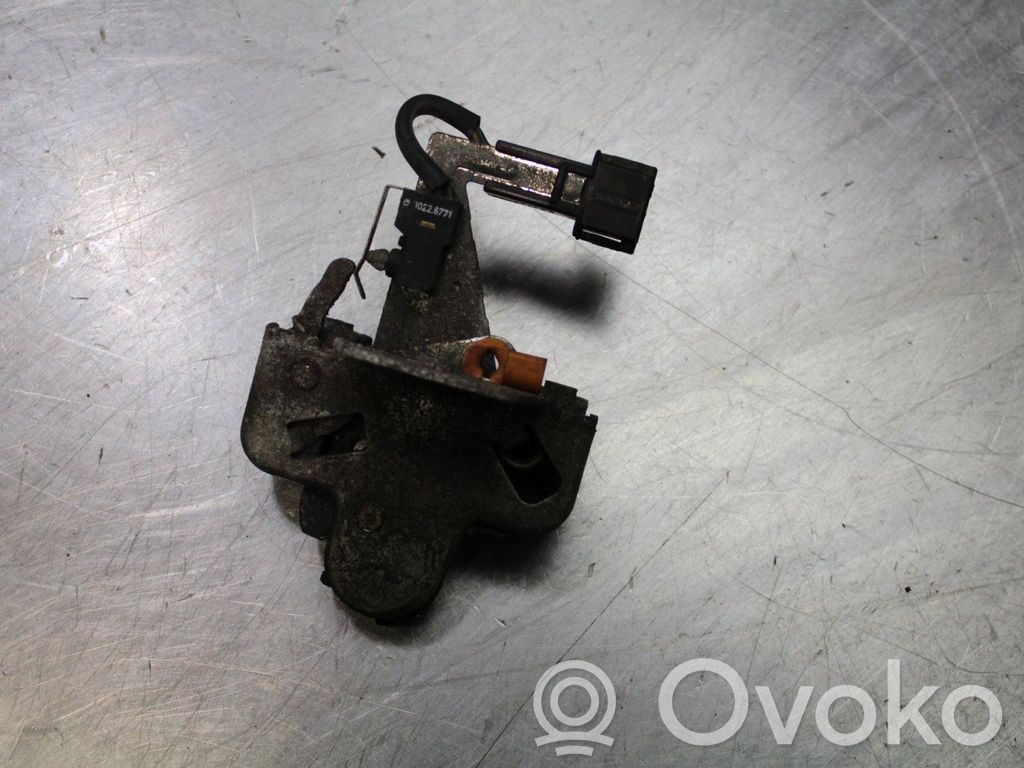 Tailgate/trunk/boot lock/catch/latch