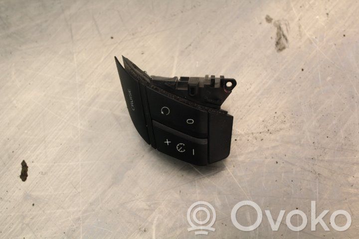Volvo XC90 Comutator senzor pedală frână 