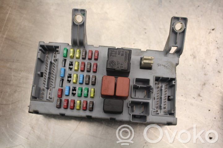 Fiat Strada Módulo de fusible 