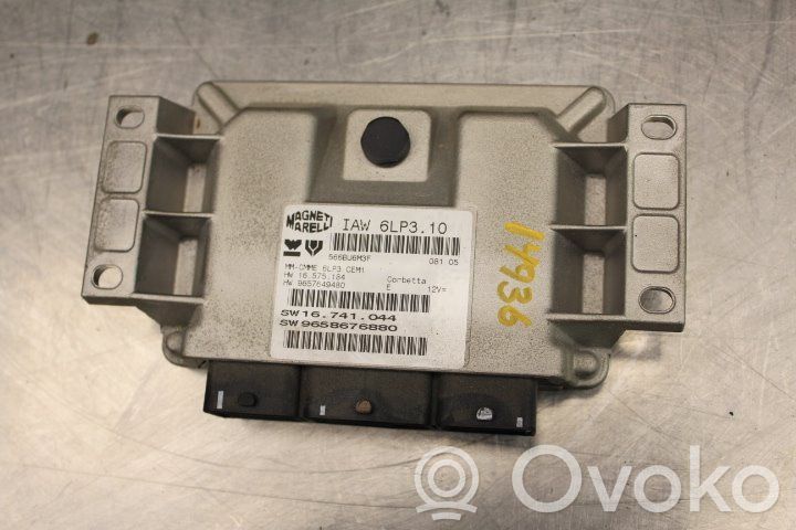 Peugeot 407 Injection control unit/module 