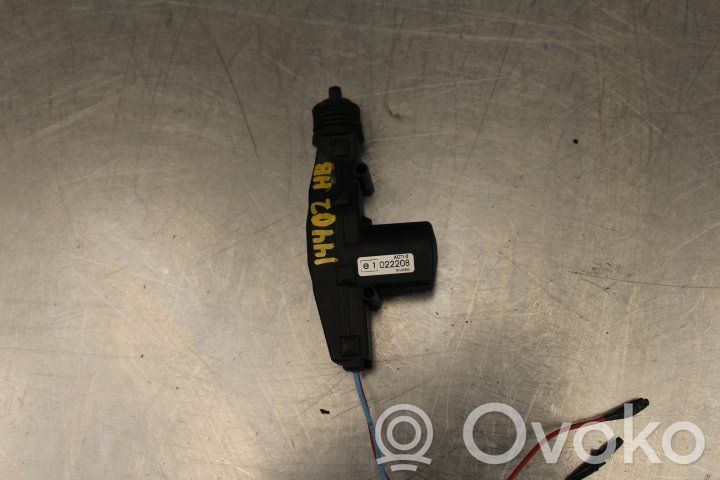 Subaru Impreza I Silniczek / Siłownik zamka centralnego 