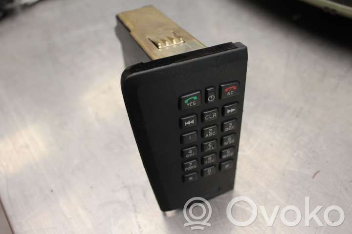Teléfono   8673980
