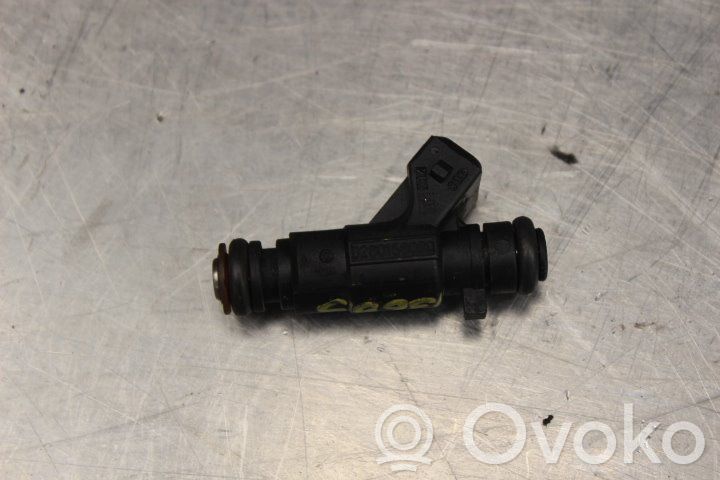 Inyector de combustible   0280156080