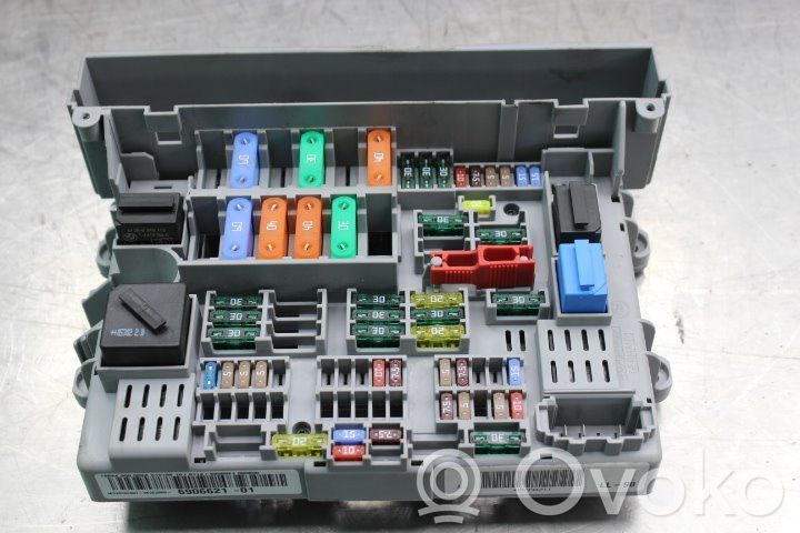 BMW 3 E90 E91 Fuse module 