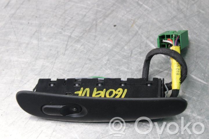 Opel Vectra B Electric window control switch 