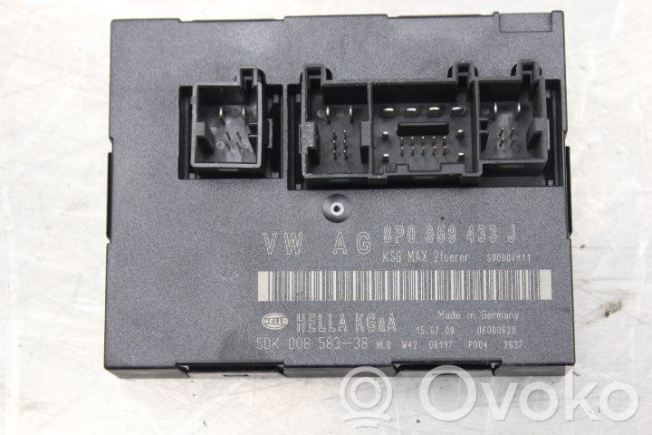 Audi A3 S3 8P Fuse module 