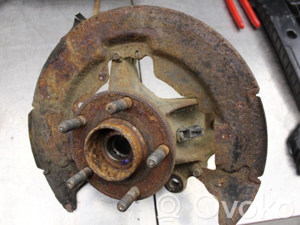 Volvo V50 Front wheel hub spindle knuckle 