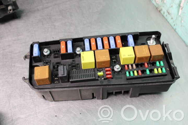 Saab 9-3 Ver2 Saugiklių blokas 