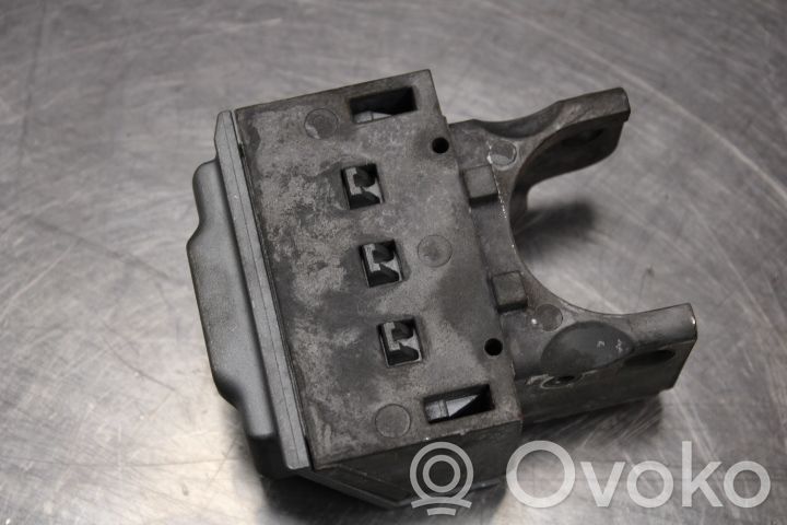 Chrysler Voyager Blocare casetă direcție 