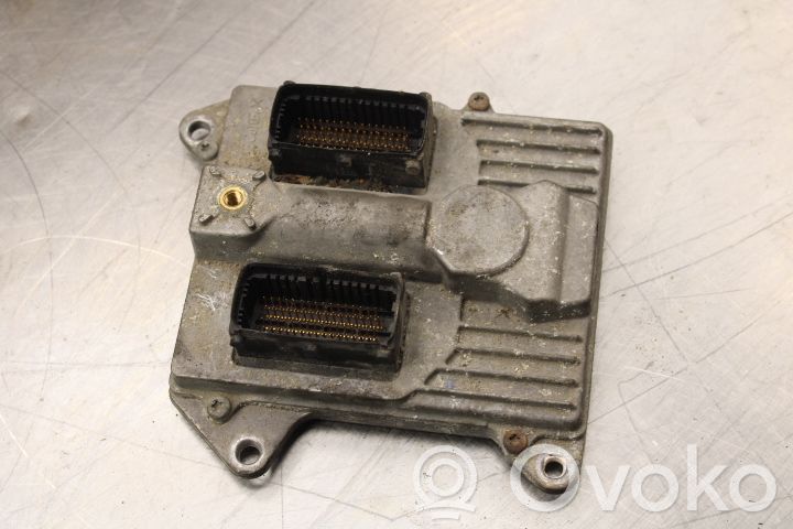 Opel Zafira B Injection control unit/module 