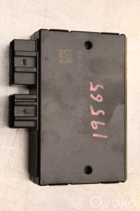 Audi A4 S4 B8 8K Tow bar trailer control unit/module 
