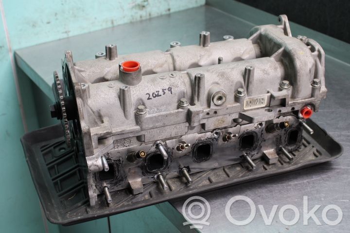 Opel Astra J Engine head 
