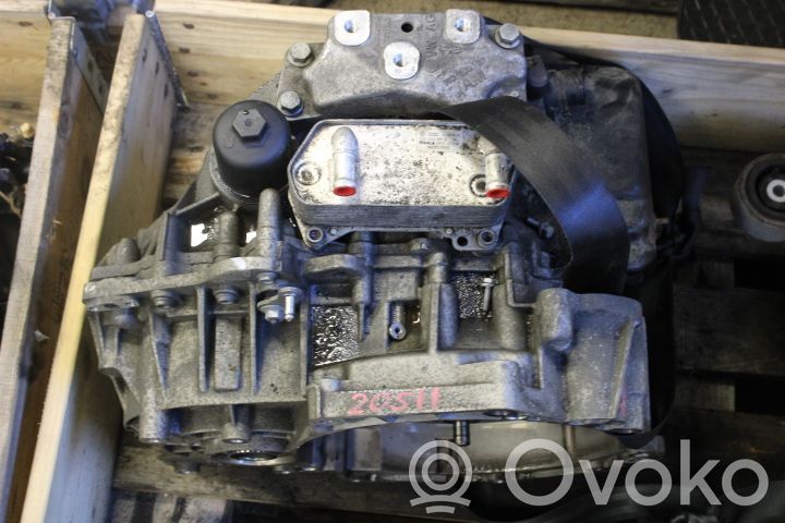 Volkswagen PASSAT B7 Caja de cambios automática 