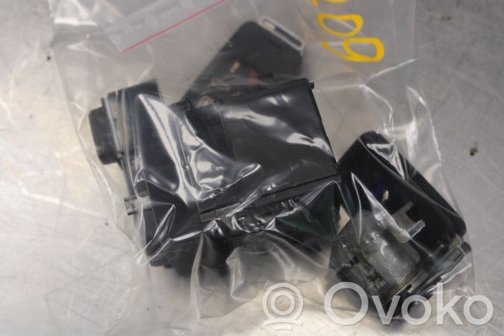 Volvo V70 Steering wheel lock 