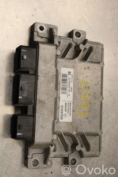 Unité de commande / module d'injection   8201077701