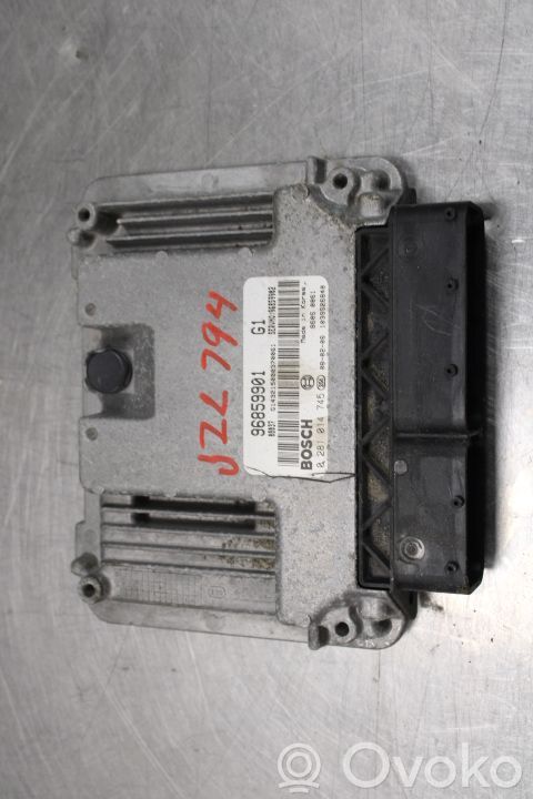 Unité de commande / module d'injection   0281014745,96859901