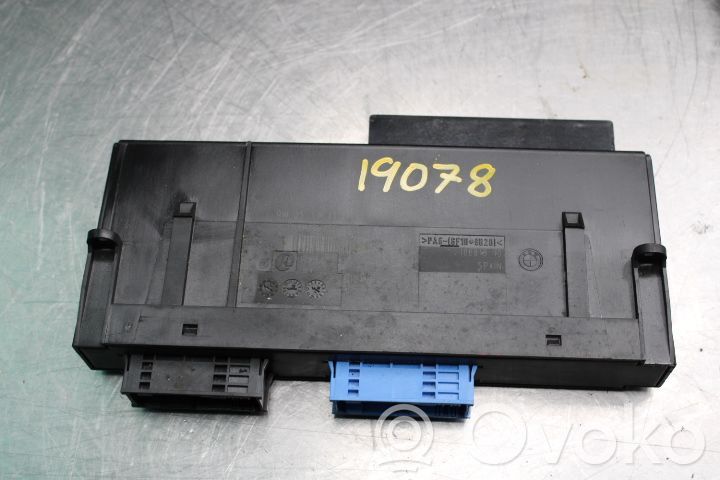 BMW 1 E81 E87 Autres unités de commande / modules 