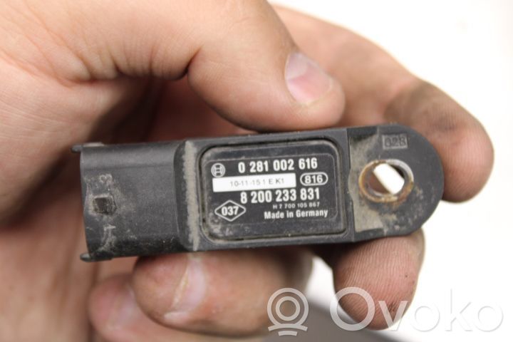 Renault Clio III Luftdrucksensor 