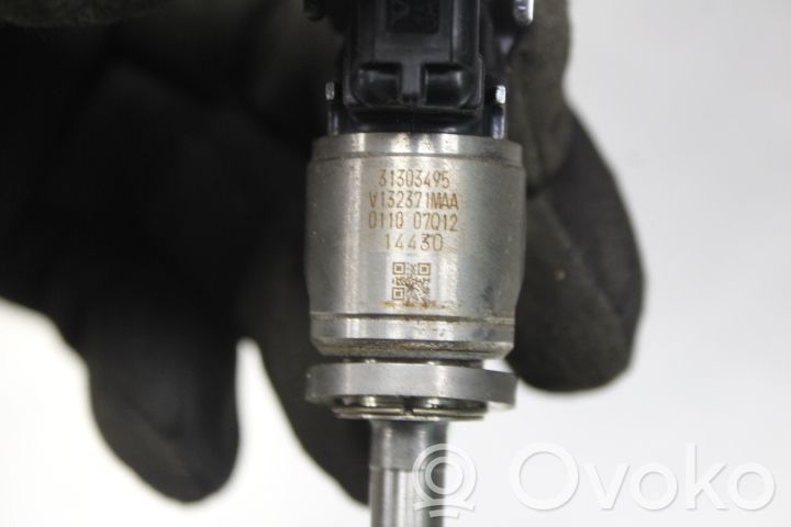 Volvo V60 Inyector de combustible 