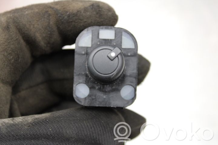 Audi A3 S3 8V Wing mirror switch 