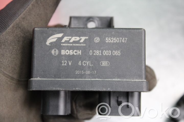 Opel Combo D Coolant fan relay 