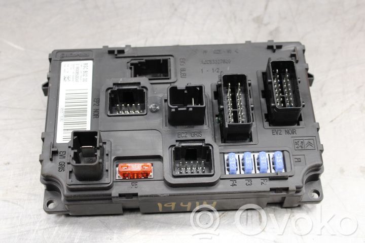 Peugeot Partner Fuse module 