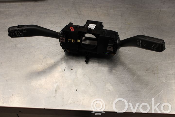 Volkswagen Up Interruptor/palanca de limpiador de luz de giro 