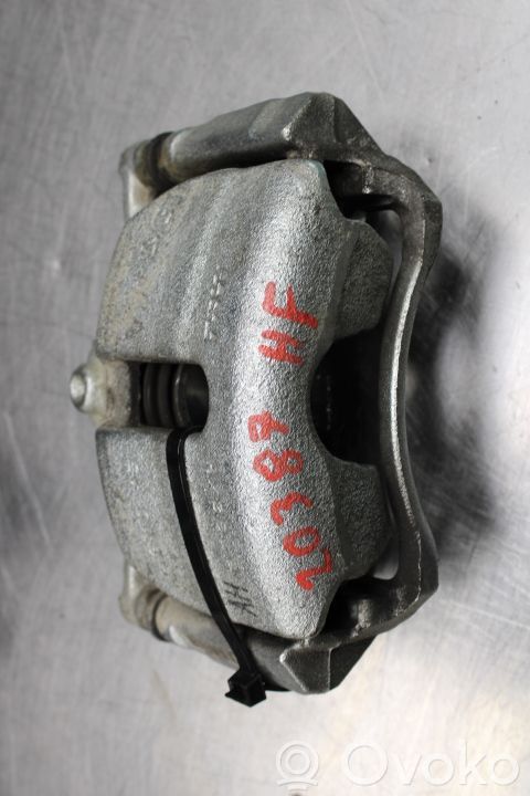 Etujarrusatula   8V0615124