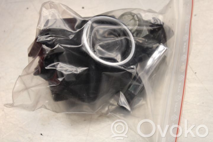 Ohjauspyörän lukitus   A2189054701