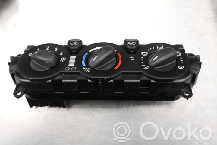 Climate control unit   GK2T19980FE