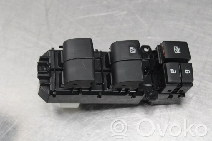Toyota Hilux (AN120, AN130) Comutator comandă geamuri electrice