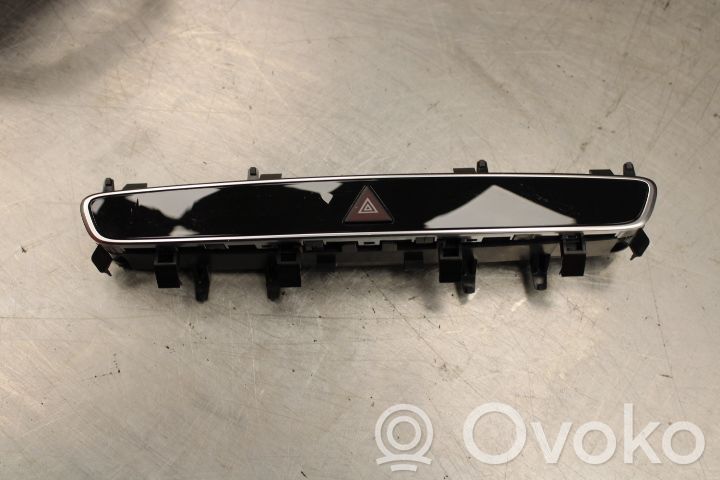 Schalter Warnblinkanlage   A2139054003