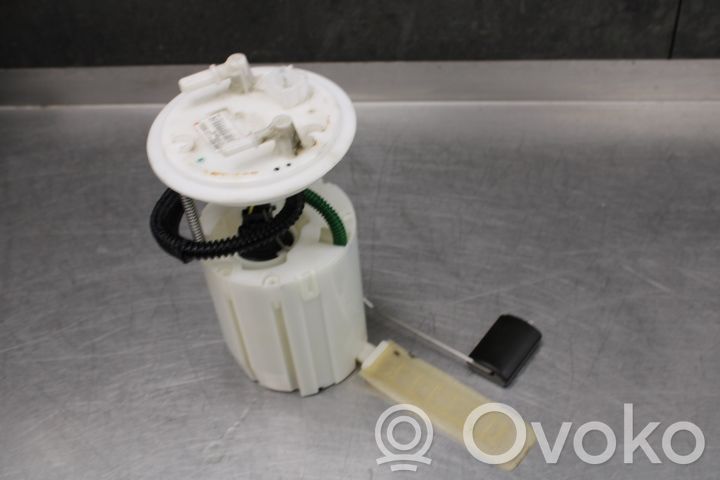 Hyundai i30 Polttoaineen ruiskutuksen suurpainepumppu 