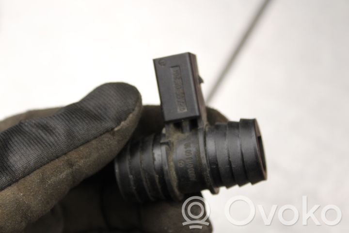 Sensor