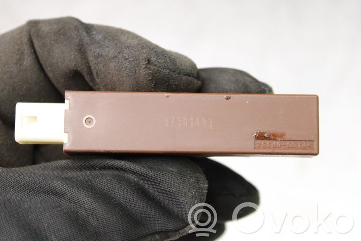 Toyota C-HR I Amplificatore antenna