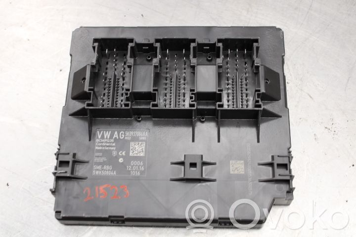 Volkswagen Caddy Module de fusibles 