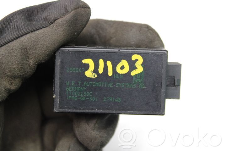 Sonstige Steuergeräte / Module   299607