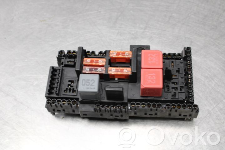 Módulo de fusible   58HL16F06,A2139068801