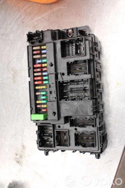 Módulo de fusible   HU5T15604,A2C758697030000