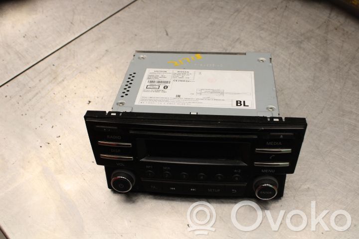 Panel / Radioodtwarzacz CD/DVD/GPS   281853ZL1A