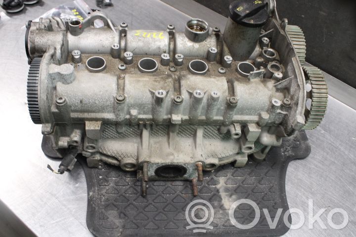 Volkswagen Golf VII Głowica silnika 