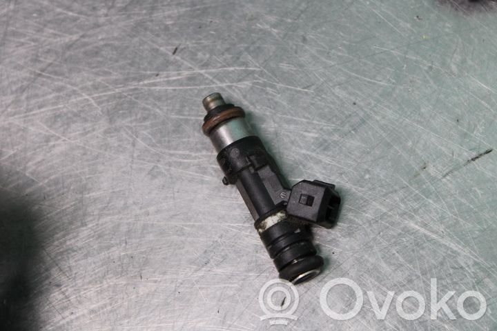 Ford C-MAX II Inyector de combustible 