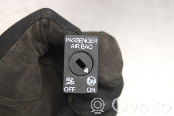 Skoda Superb B8 (3V) Comutator pornit/oprit airbag pasager 