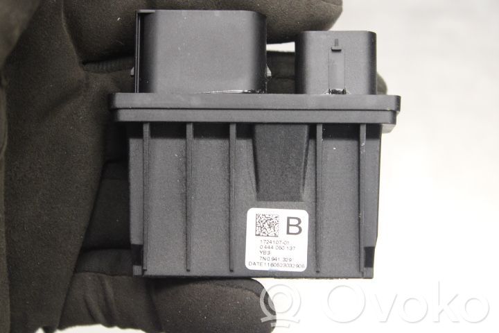Skoda Superb B8 (3V) Unité de commande / module de pompe à carburant