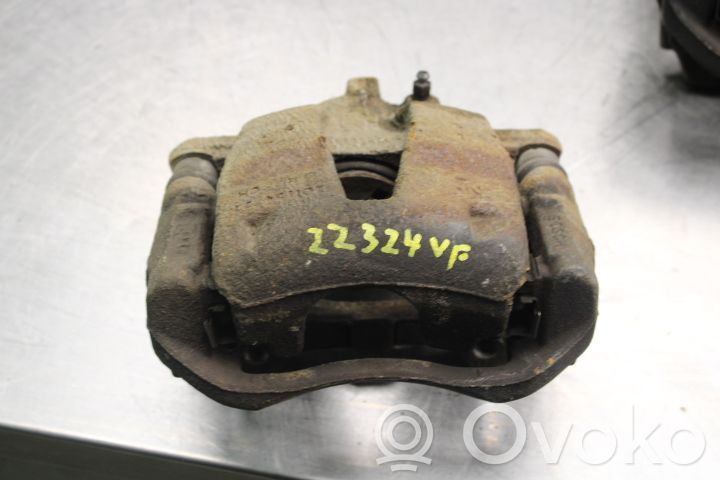 Caliper de freno delantero