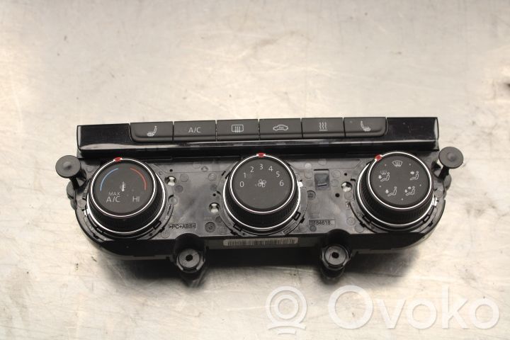 Volkswagen Golf VII Panel klimatyzacji 