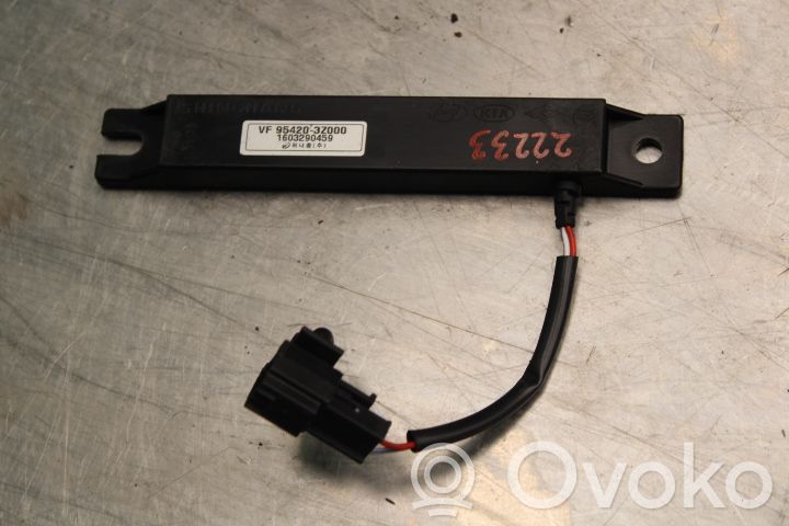 Hyundai i40 Radion antenni 