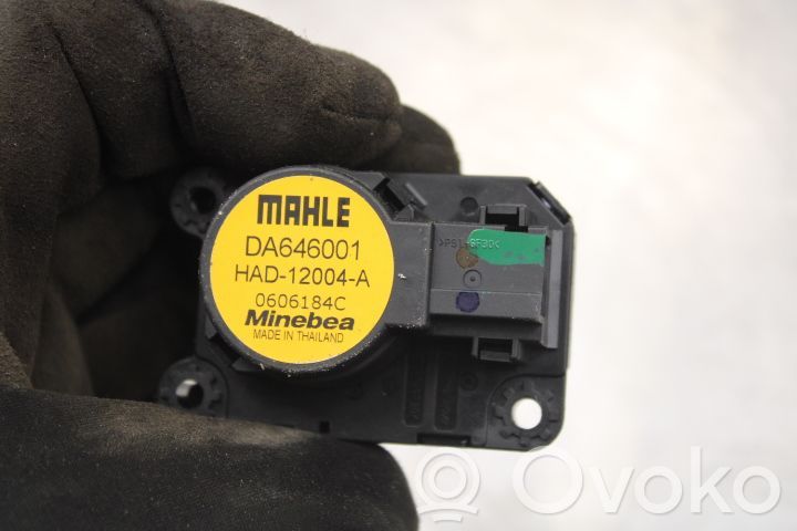 Opel Astra K Motorino attuatore ricircolo aria dell’A/C 