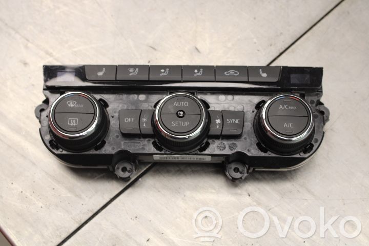 Seat Leon (5F) Climate control unit 